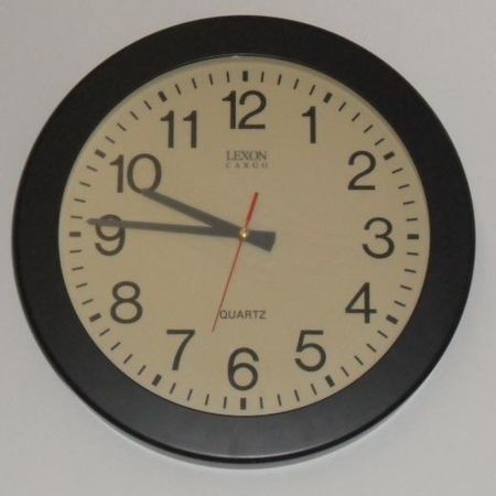 lexon clock